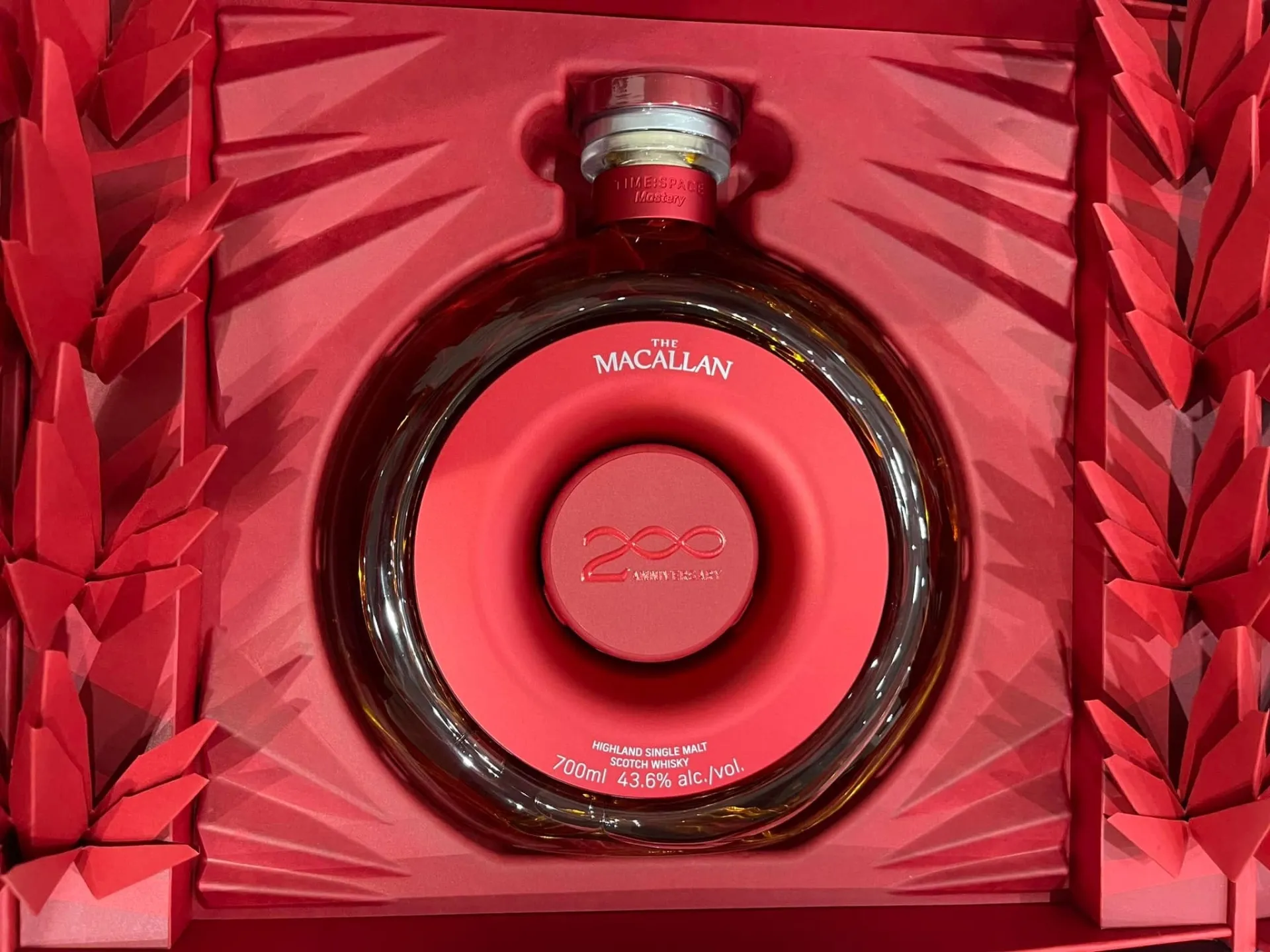 Rượu Macallan TIMESPACE 200th 2024